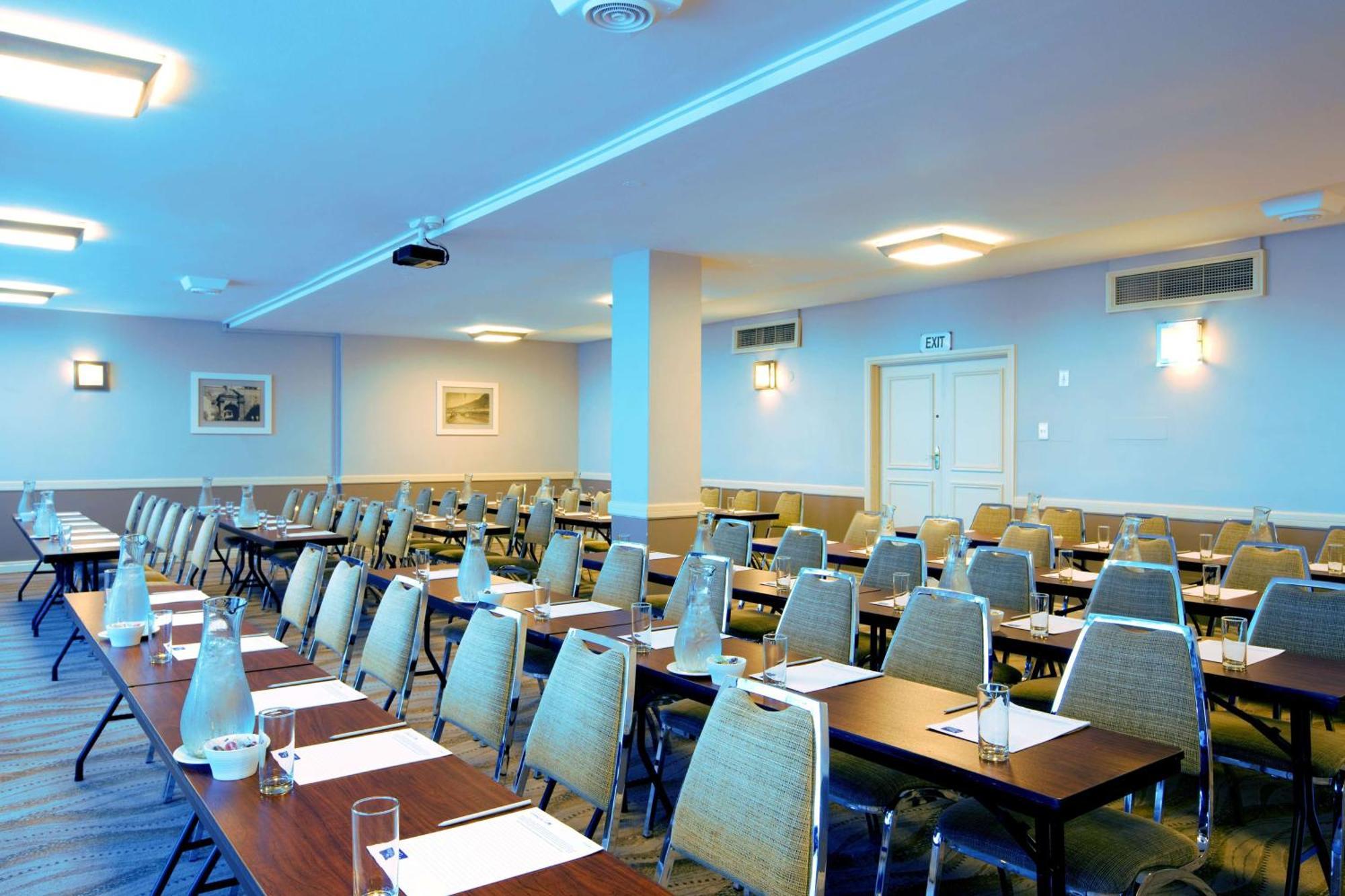 Garden Court Nelson Mandela Boulevard Cape Town Ngoại thất bức ảnh