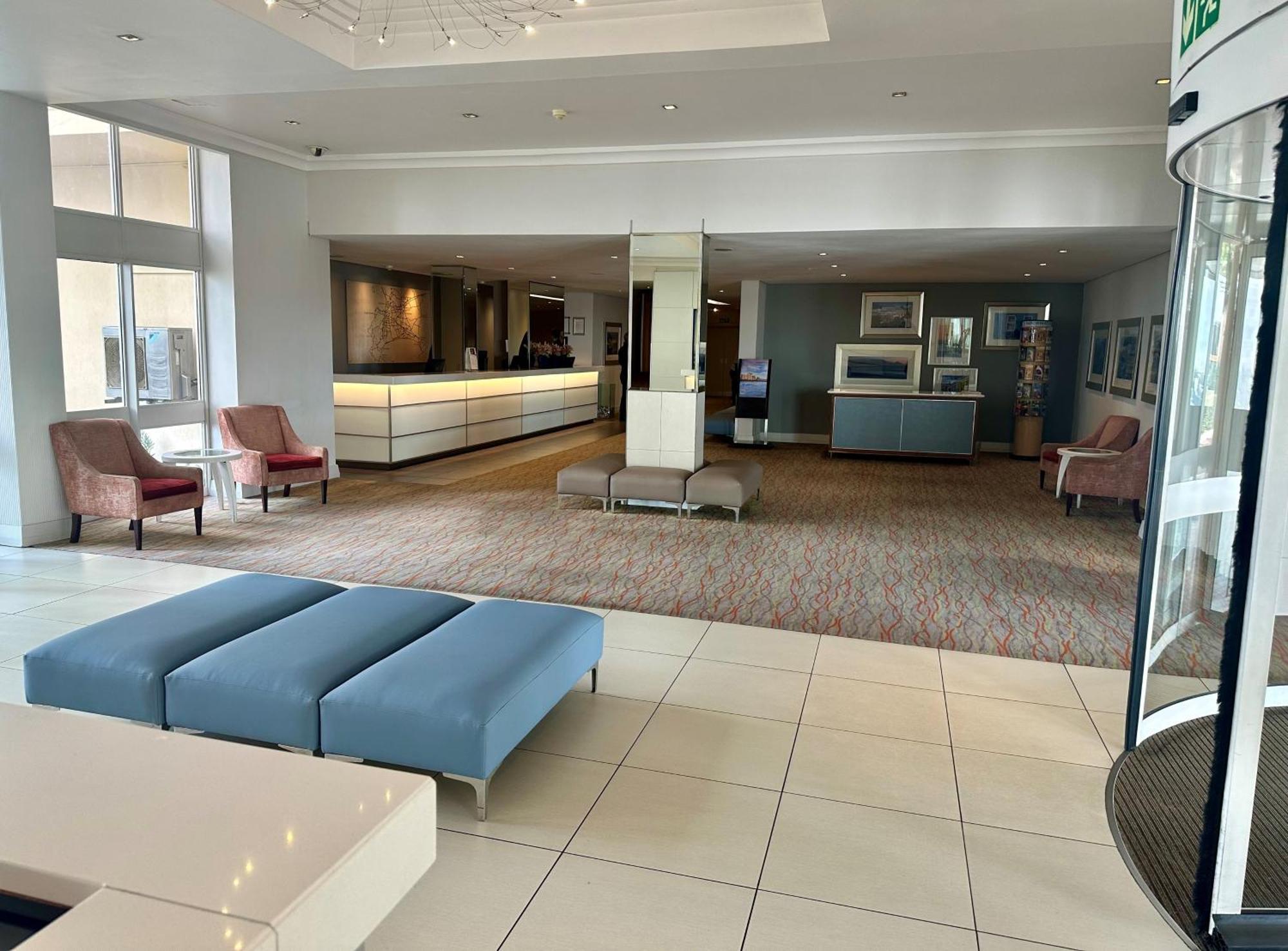 Garden Court Nelson Mandela Boulevard Cape Town Ngoại thất bức ảnh